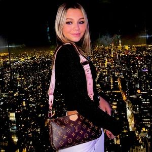 Meet your Posher, Candace